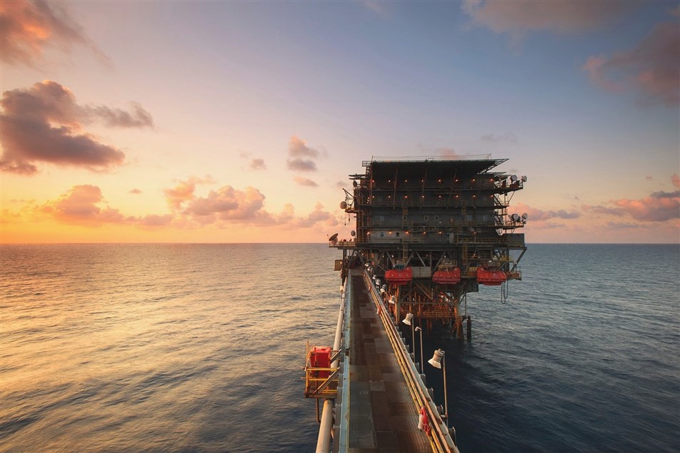 The Firm advised Qatar Energy on the strategic upstream acquisition of an interest in the consortium including France’s TotalEnergies and Italy’s ENI for the exploration and production of gas in Blocks 4 and 9 offshore Lebanon.